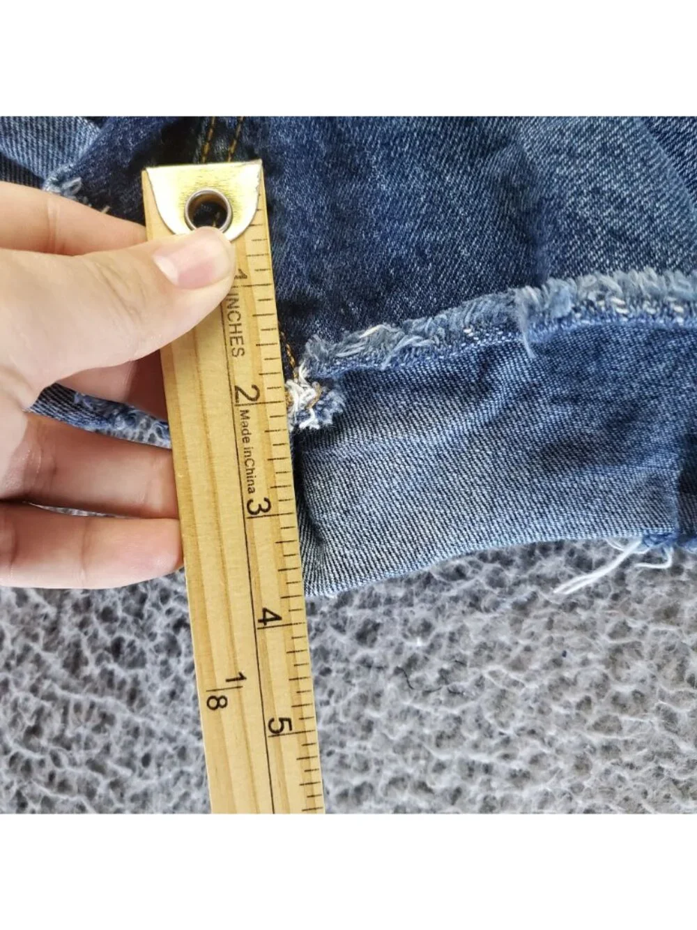 Levis Shorts Womens 31 Blue 501 High-Rise Cutoff Distressed Denim Jorts